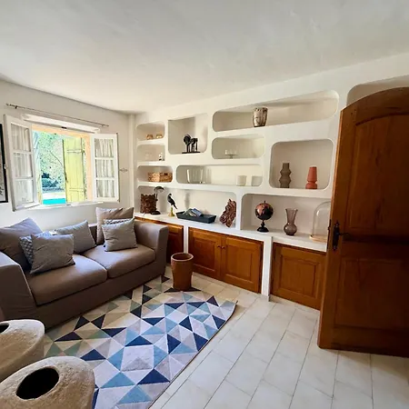 Avec Piscine - - Plein Sud Villa *
